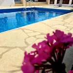 Modern Villa, 4 Bedrooms, Private Pool, Close To Coral Bay Strip * Peyia