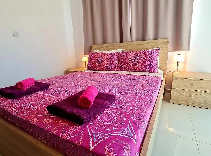 Modern Villa, 4 Bedrooms, Private Pool, Close To Coral Bay Strip * Peyia