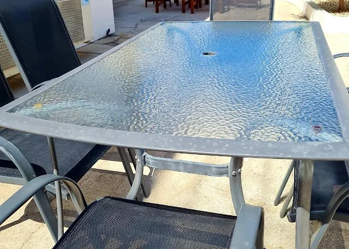 Modern Villa, 4 Bedrooms, Private Pool, Close To Coral Bay Strip Vilă *