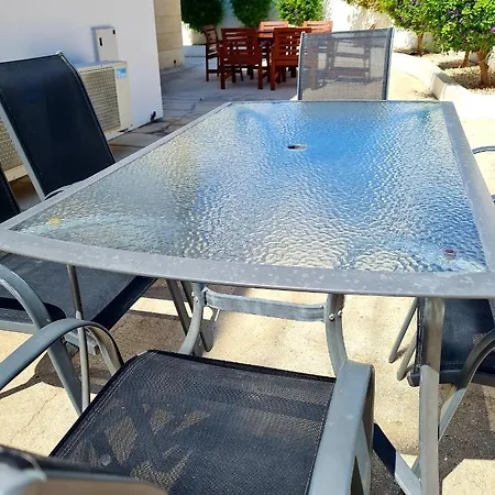 Modern Villa, 4 Bedrooms, Private Pool, Close To Coral Bay Strip Βίλα *