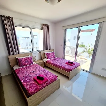 Modern Villa, 4 Bedrooms, Private Pool, Close To Coral Bay Strip Peyia