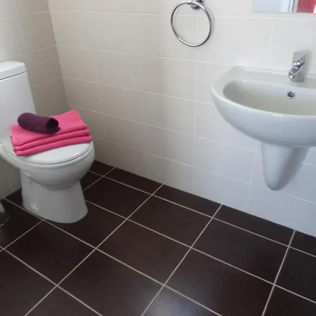 Modern Villa, 4 Bedrooms, Private Pool, Close To Coral Bay Strip Πέγεια