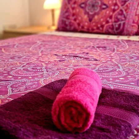 Modern Villa, 4 Bedrooms, Private Pool, Close To Coral Bay Strip